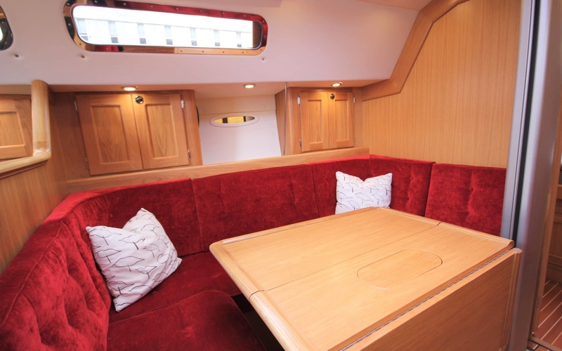CR Yachts 385