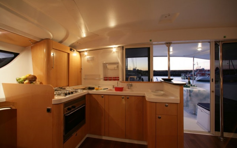 Fountaine Pajot 44 Orana