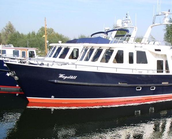 De Alm  Almtrawler 1530