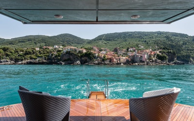 AB Yachts 100