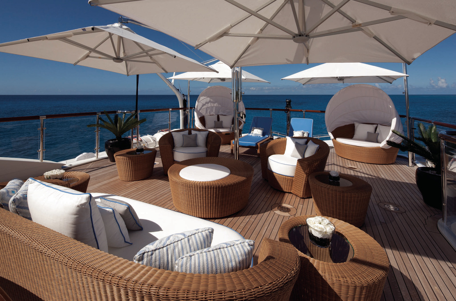 Benetti Swan