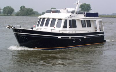 De Alm  Almtrawler 1320 Horizon