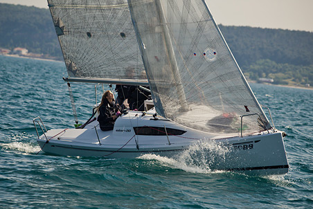 Elan E1