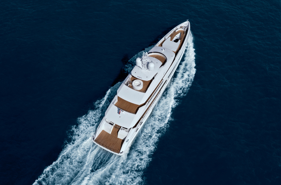 Heesen Ela