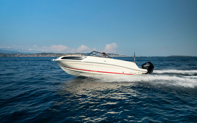Bayliner VR6 Cuddy Outboard