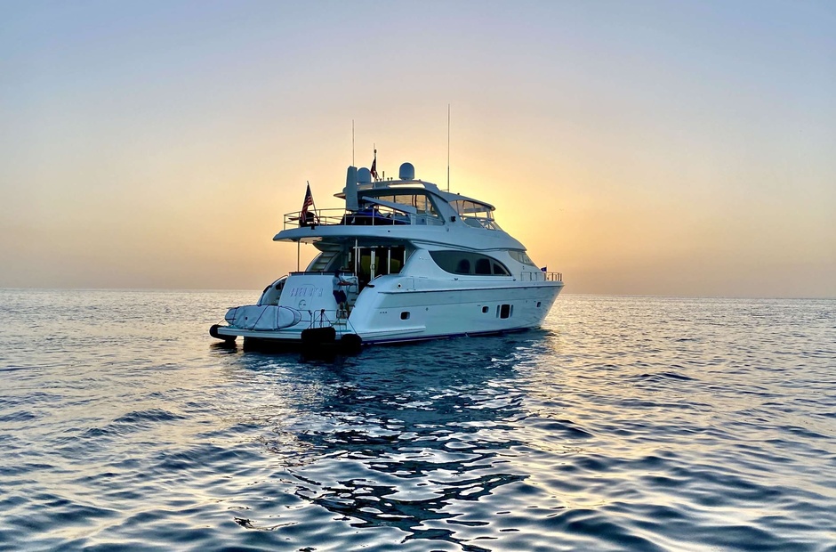 Hatteras Chelsea