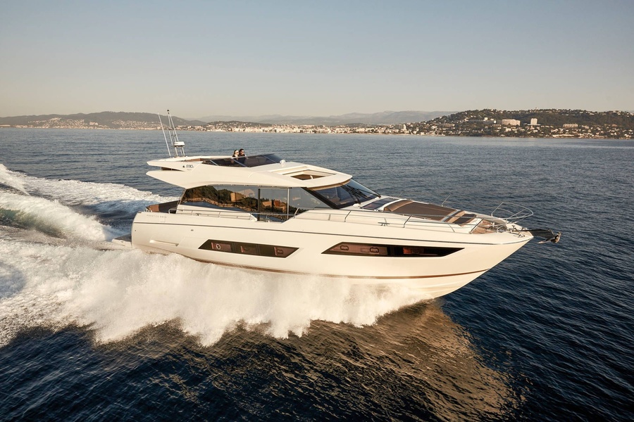 Prestige 690S