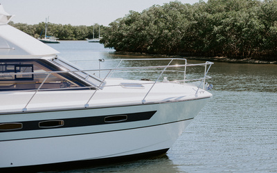 ArrowCat 420 Flybridge