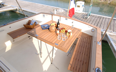Rhea 800 Timonier