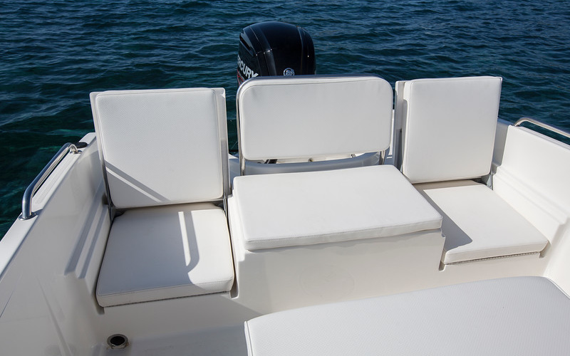 Bayliner Element CC6