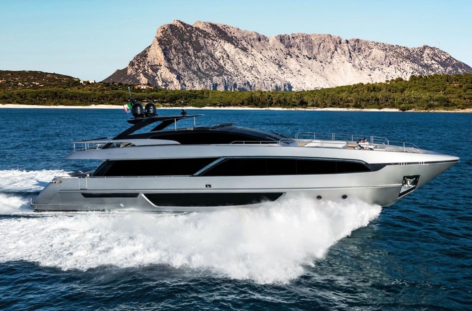 Riva Basilic