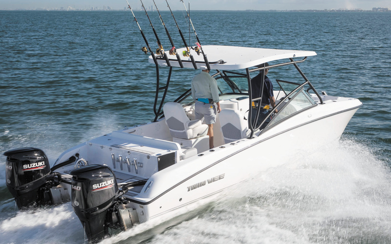 Twin Vee 240 Dual Console GFX