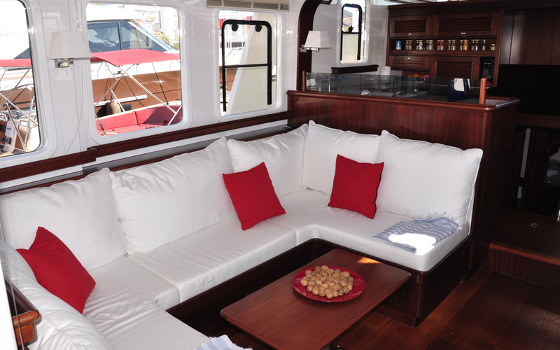 Rhea 47 Trawler
