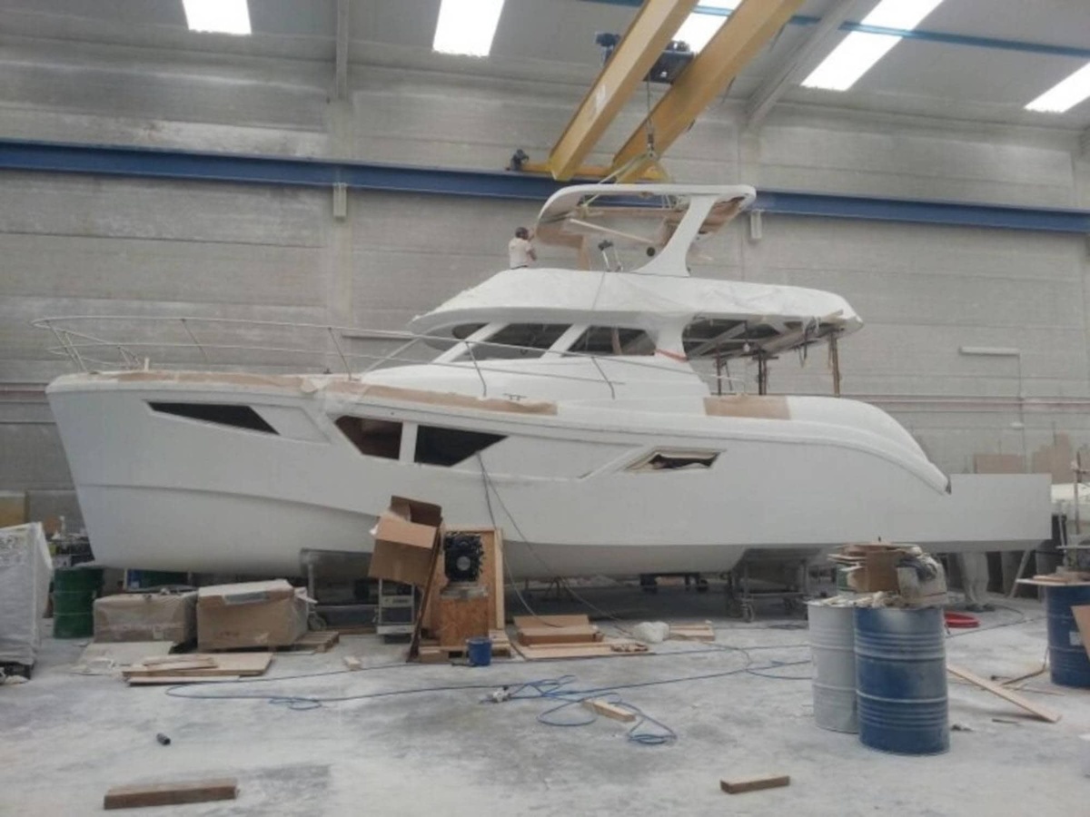 Flash Catamarans
