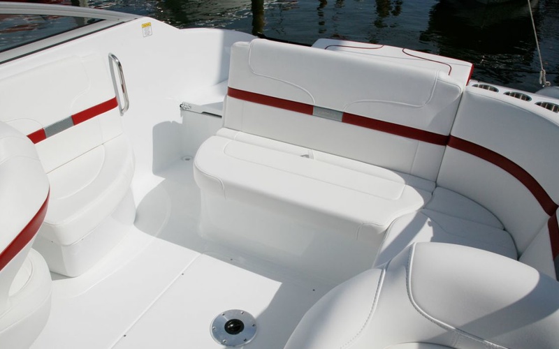 Formula 240 Bowrider Sport