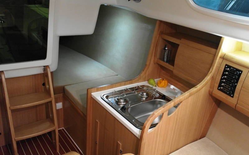 Deltania  25 Design