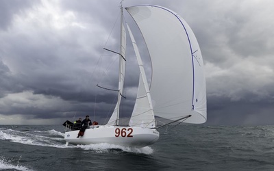 IDBmarine Maxi 650