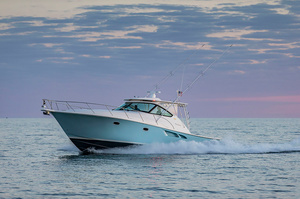 Tiara 43 Open