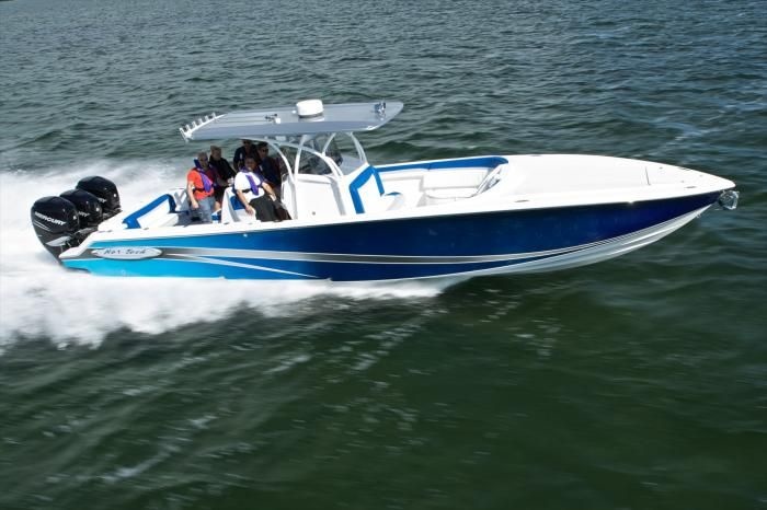 Nor-tech  390 Sport Cuddy