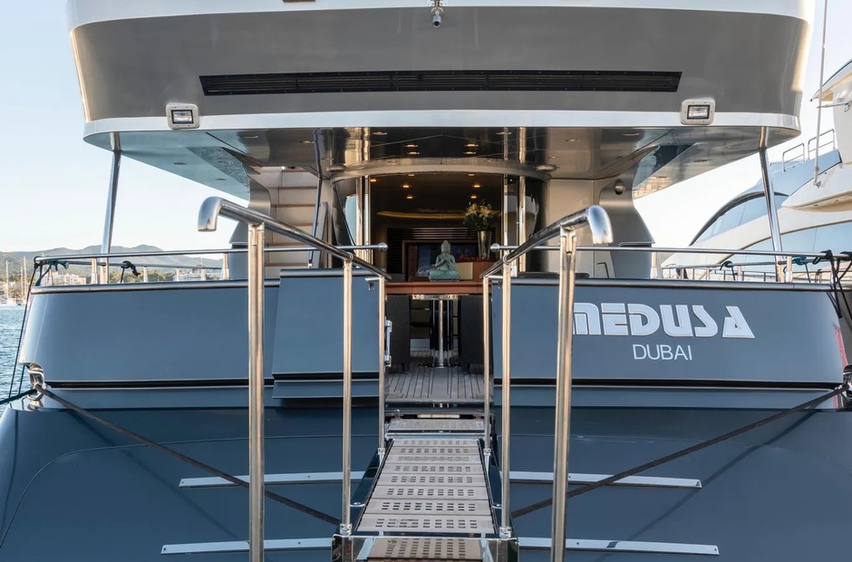 Azimut Medusa