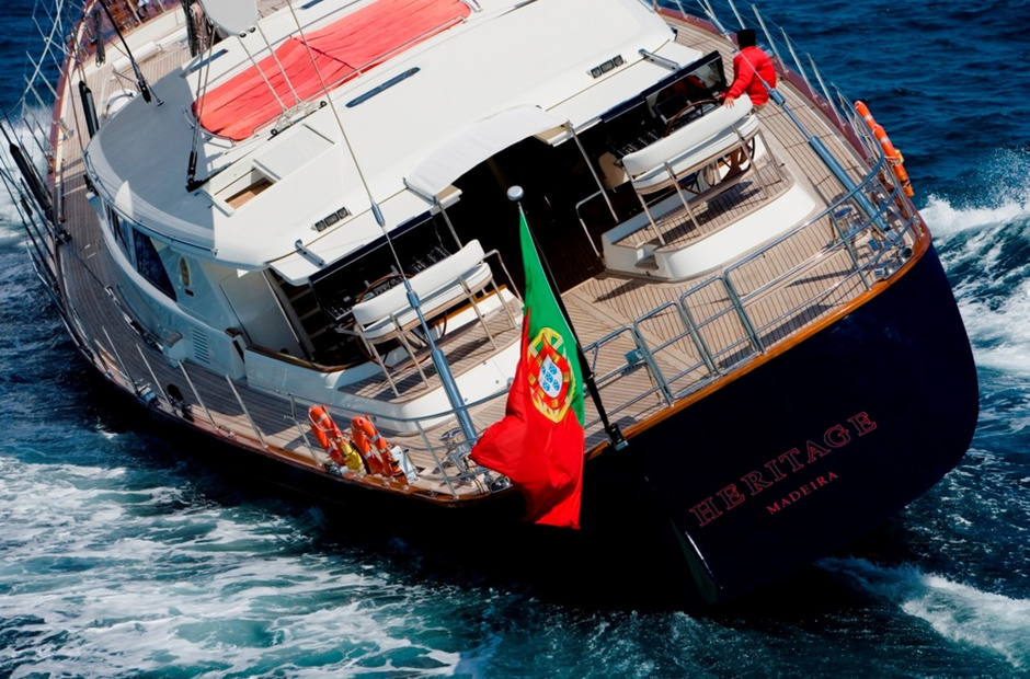 Perini Navi Heritage Of London