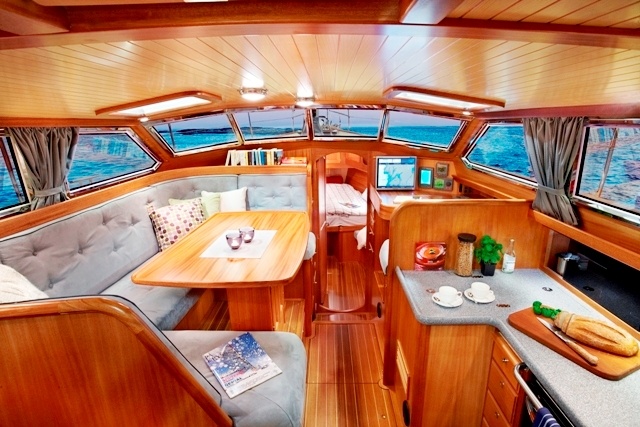 Regina 40
