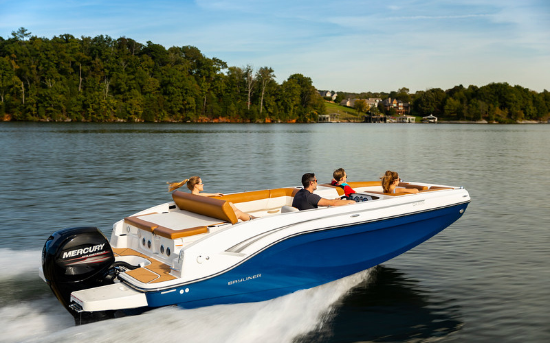 Bayliner DX2000