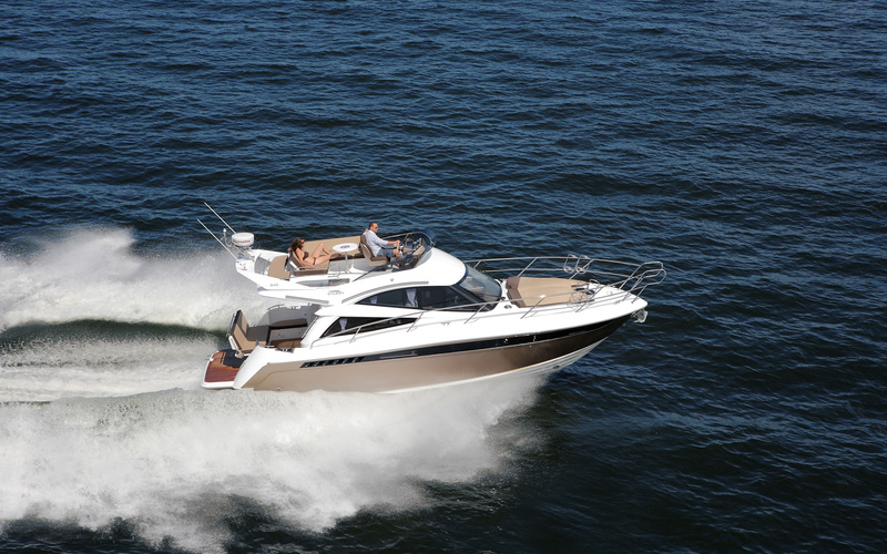 Galeon 340 Fly