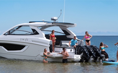 Cruisers Yachts 42 GLS OB