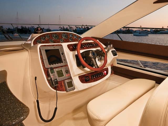 Meridian 391 Sedan