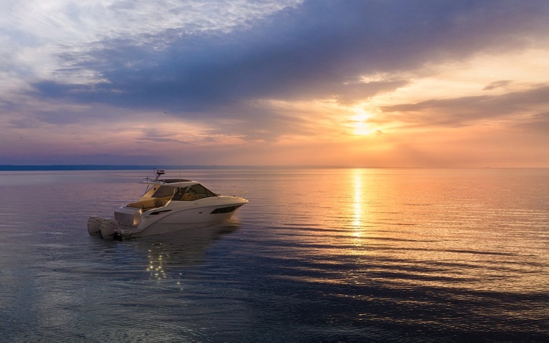 Sea Ray Sundancer 320 Coupe Outboard
