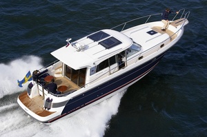 Nimbus 42 Nova