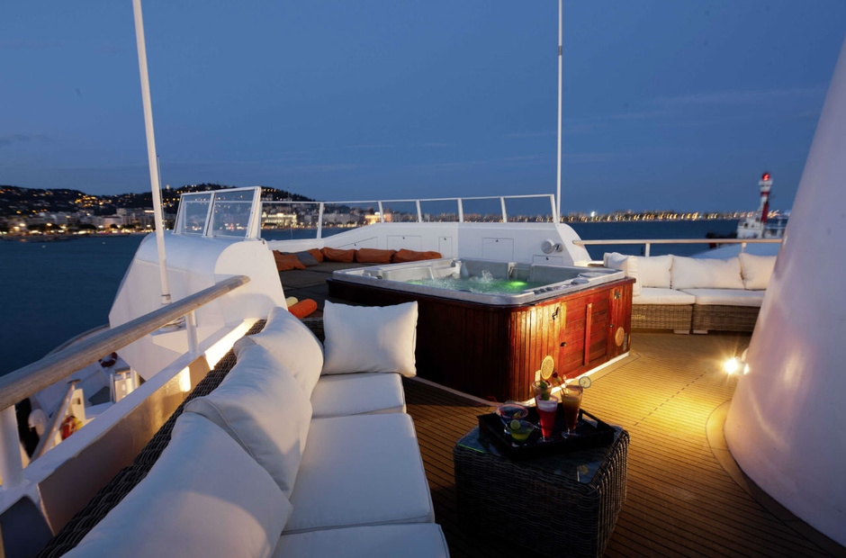 CMN Yacht Division Alter Ego