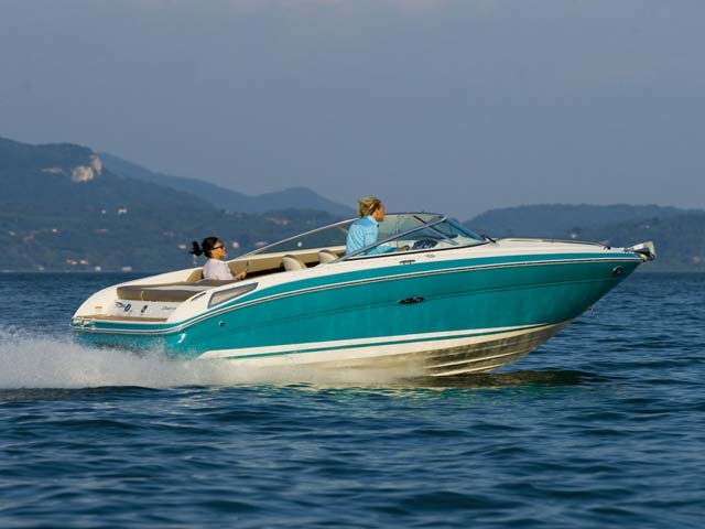 Sea Ray 210 Overnighter