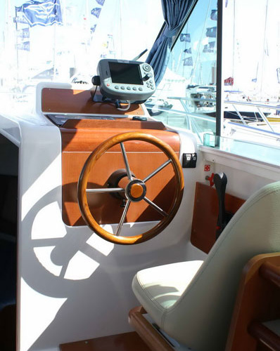 Beneteau Antares 760