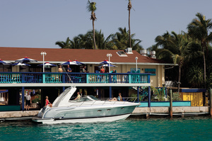 Formula 330 Cruiser