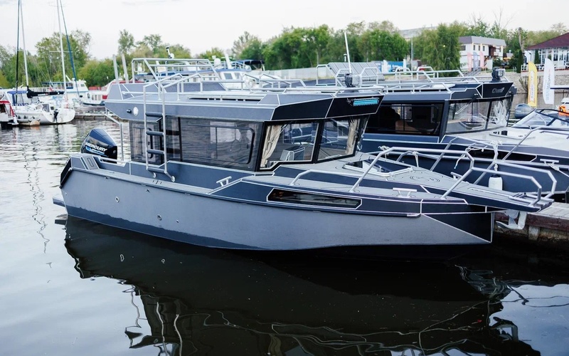 Swift Chaser 800 Admiral