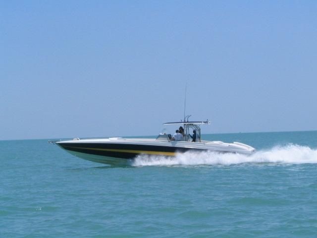 Nor-tech 4300 Cuddy