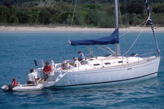 Dufour 385