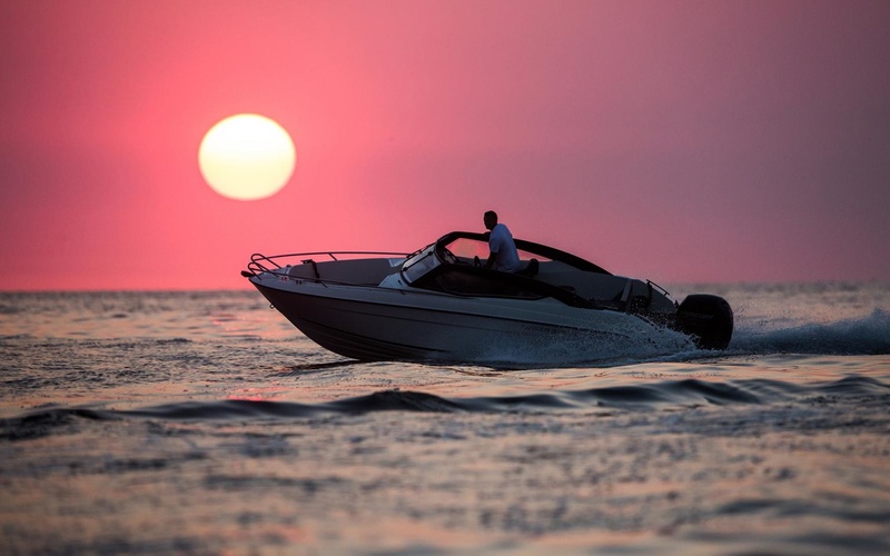 Parker 630 Bow Rider