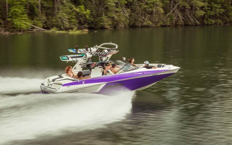 Malibu Wakesetter 22 MXZ