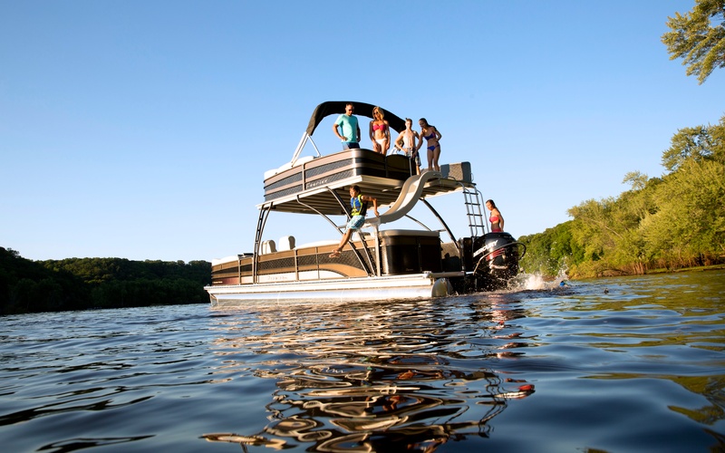 Premier Pontoons Boundary Waters 310 Sky Deck
