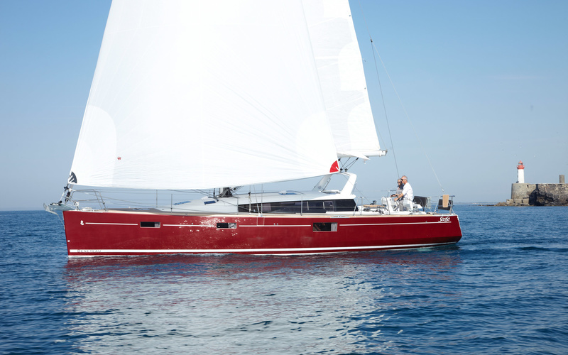 Beneteau Sense 43
