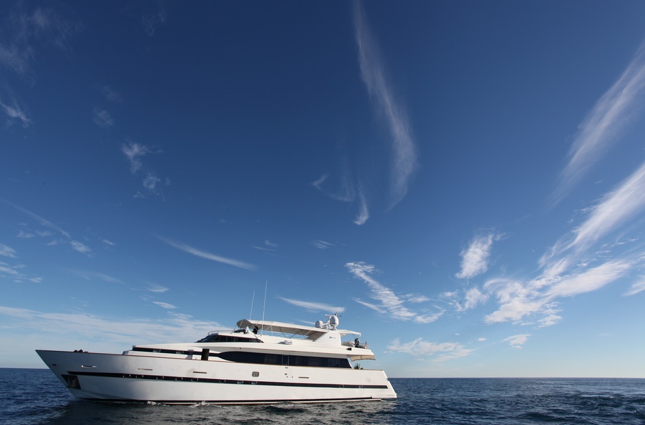 Azimut Moondance