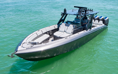 Midnight Express  37′ Open