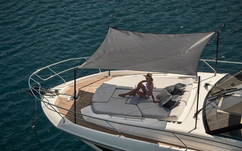 Prestige 590 S
