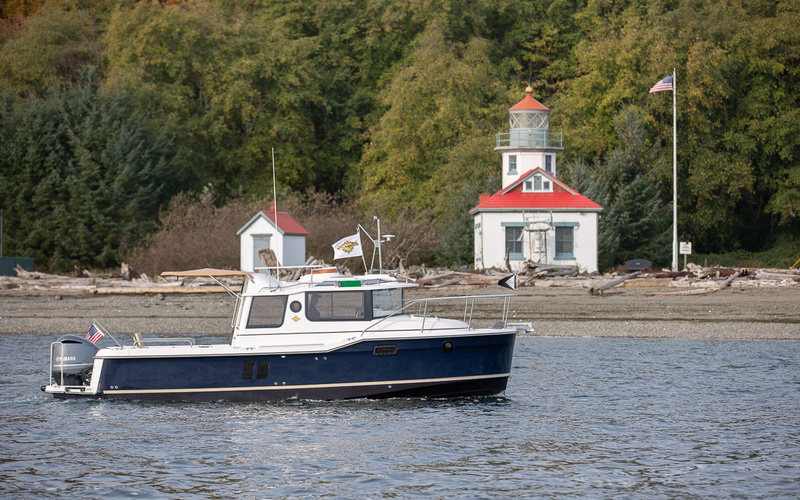 Ranger Tugs R-25
