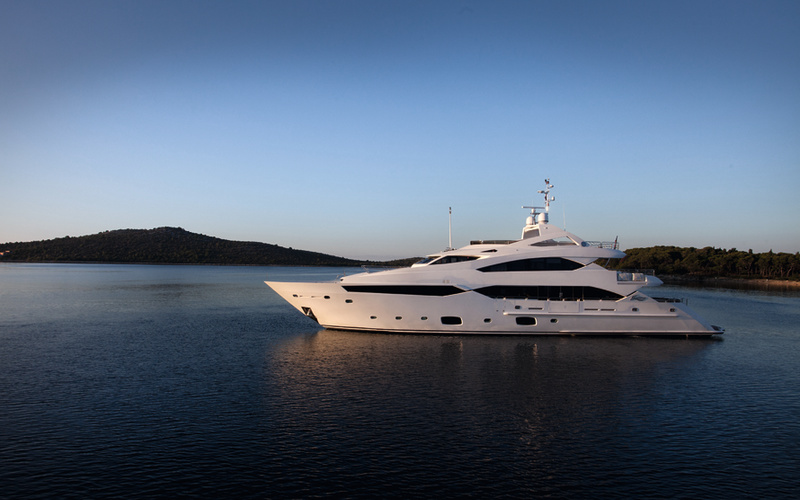 Sunseeker 40M Yacht