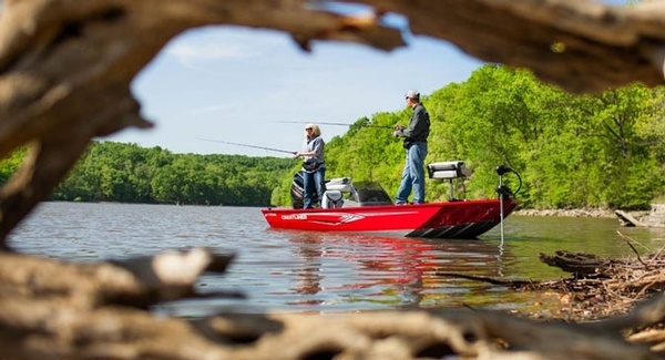 Crestliner 17 Storm