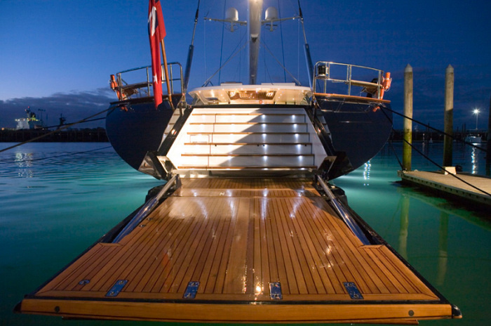 Alloy Yachts Prana